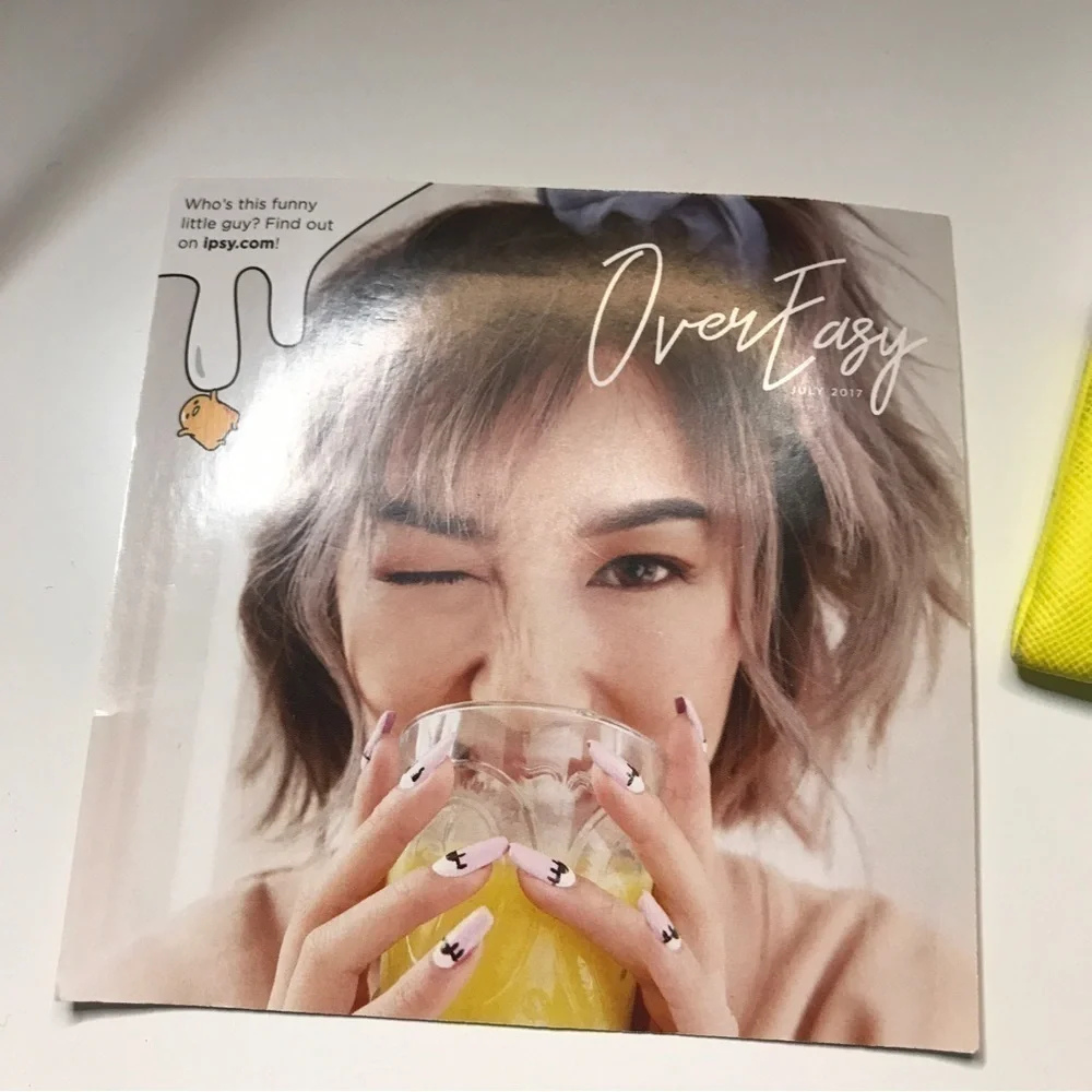 3/$15 Ipsy x gudetama mini pouch